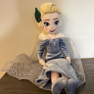 Disney Soft Elsa Plush Doll 18" Tall Frozen Princess Leaf in Hair Blue Dress
